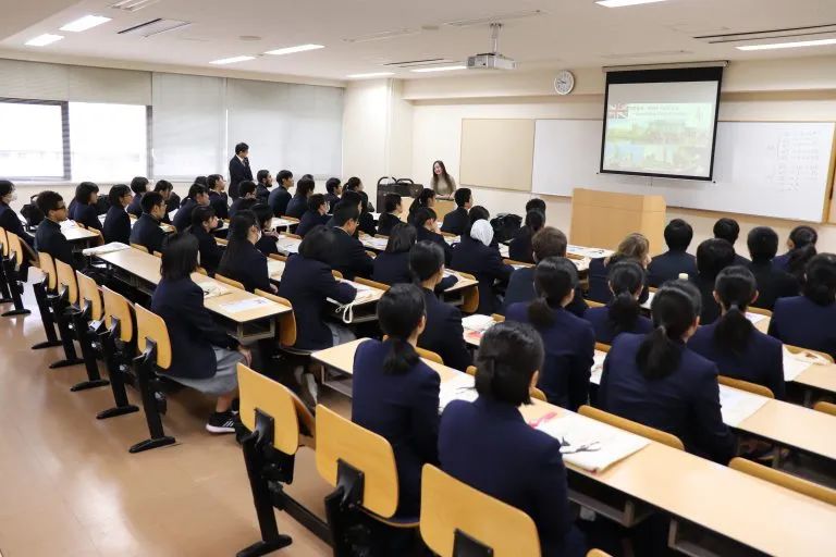 日本留學這幾所日本大學是中國學生養活的