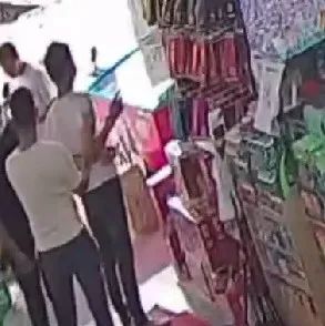 曝光！普宁一男子数次到超市偷槟榔，最终被抓！