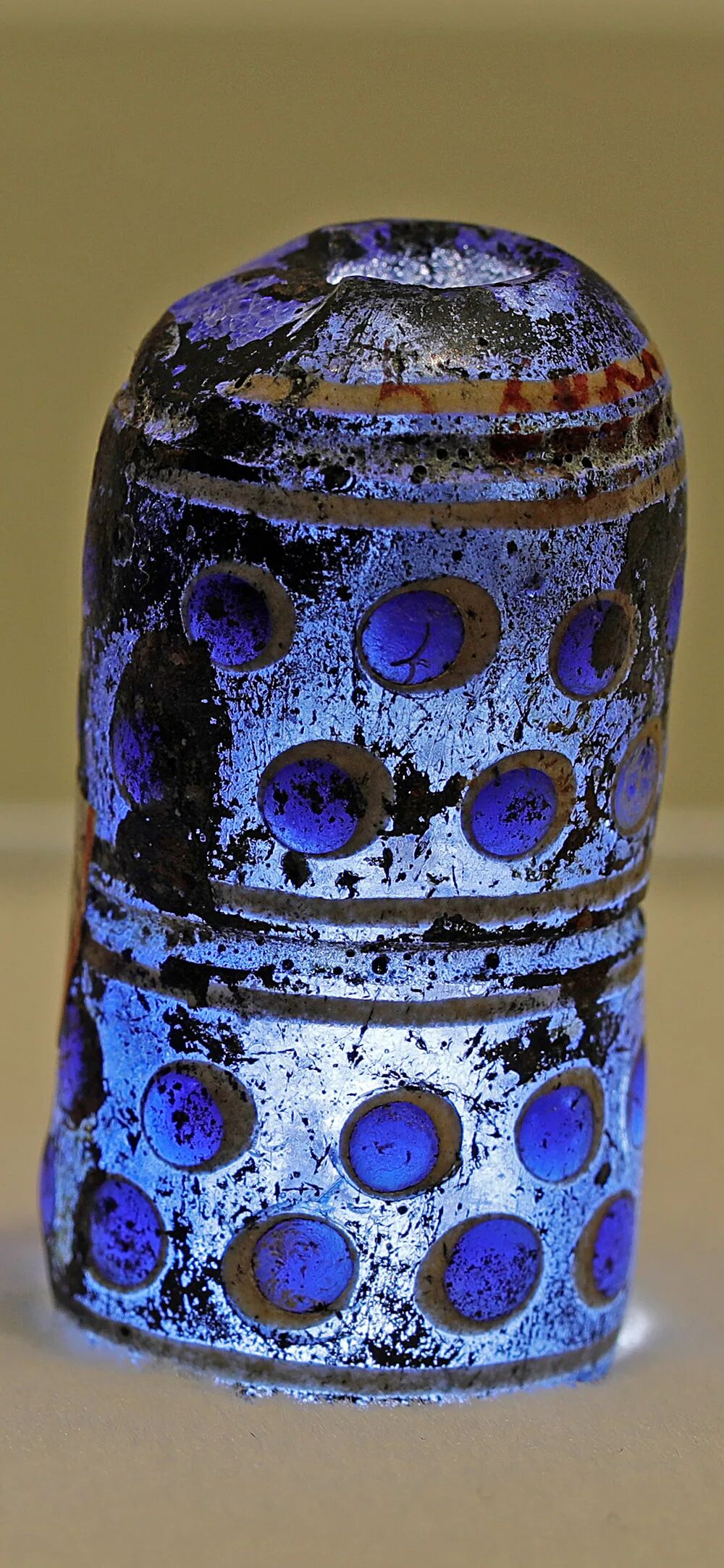 惊艳大展!集齐数百件古代玻璃器,再现三千年前的琉璃世界 - 北京鉴钟