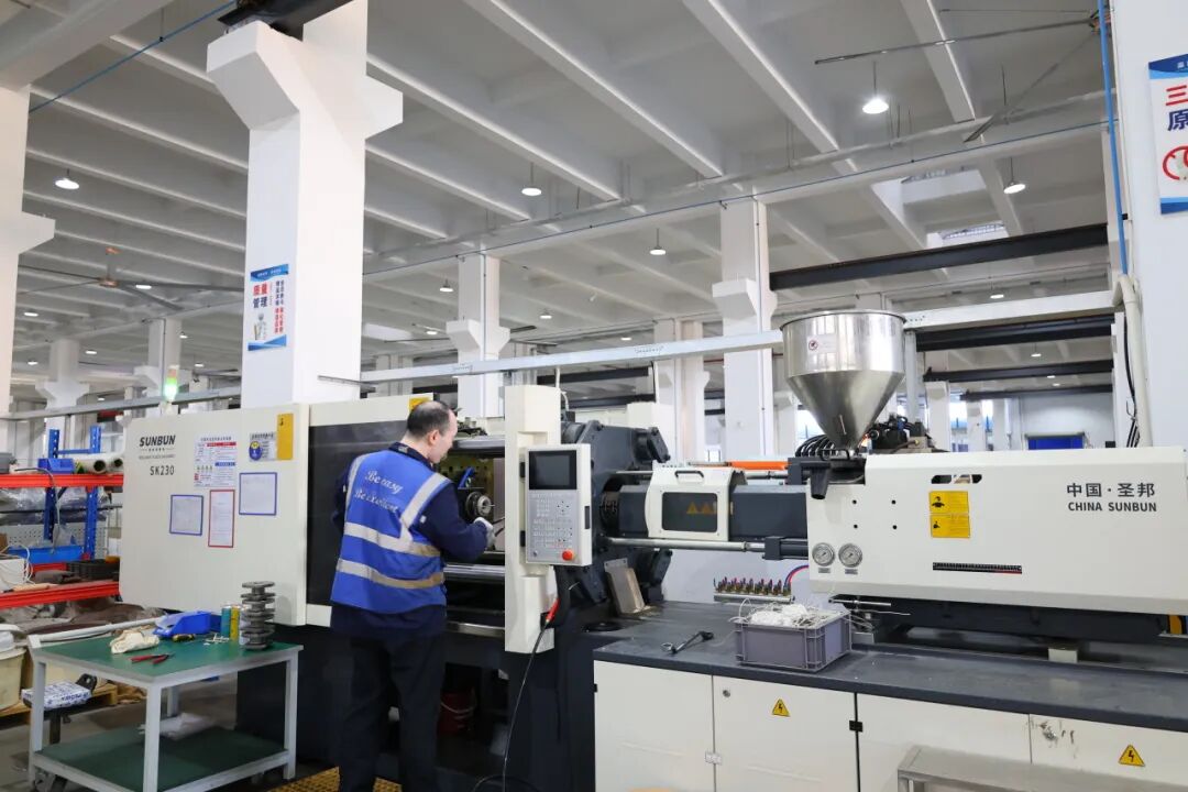 原特种设备高级检验师张幼德老师莅临法登阀门参观指导