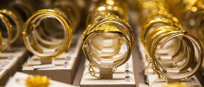 酷爱囤黄金的印度人为啥心急火燎地卖掉金子 家里急需用钱或是主因｜财看见