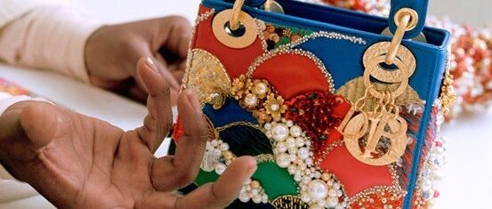 全球最贵的5款包 每款都可在北京换套房！|财看见