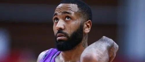 山东男篮不敌新疆，俱乐部透露要联系引进第三外援