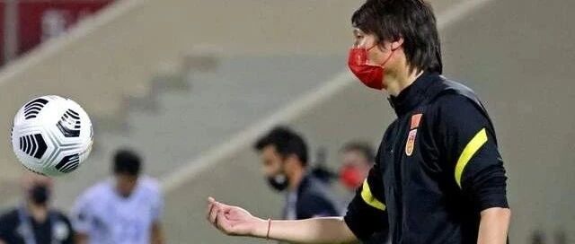 国足拿下菲律宾，赛后主帅李铁透露目标已经很明确