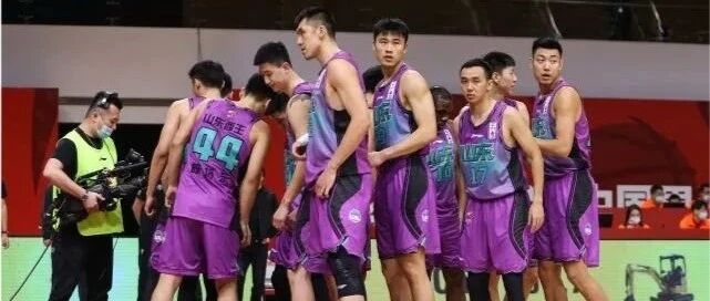 两将复出？再战浙江，山东男篮全身心备战