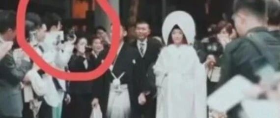 中国一线明星到靖国神社“拜鬼”！一夜间数十品牌解约！老板赵薇，欲哭无泪