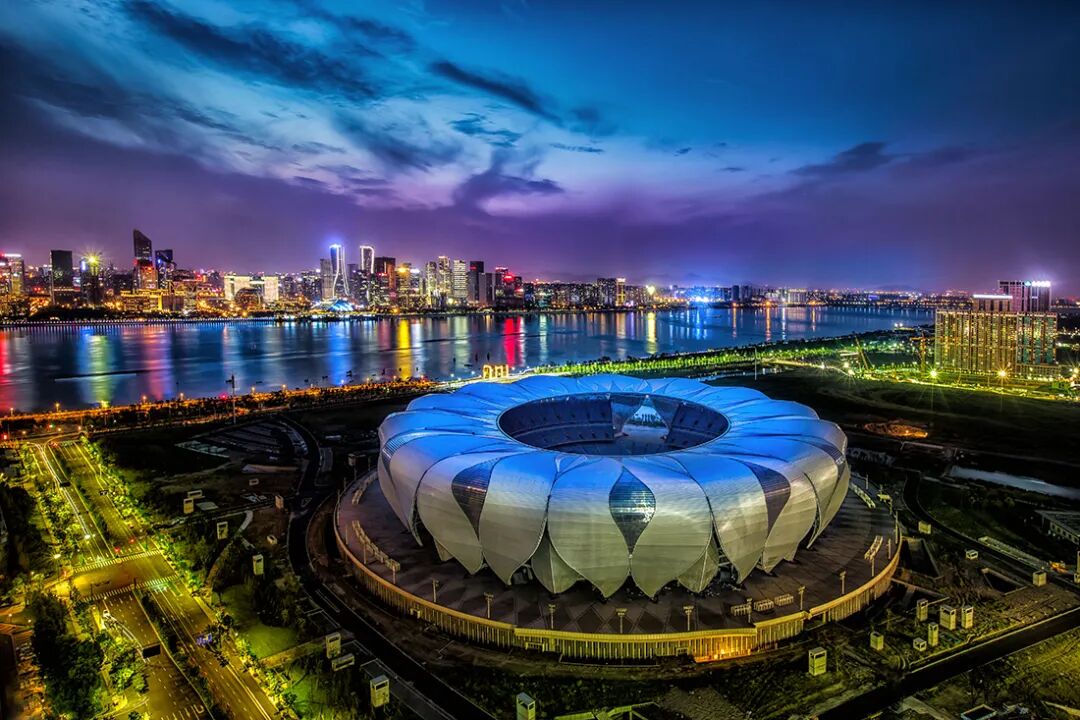 已经形成,这里成了杭州真正意义上新核心,和对面的钱江新城相互呼应从