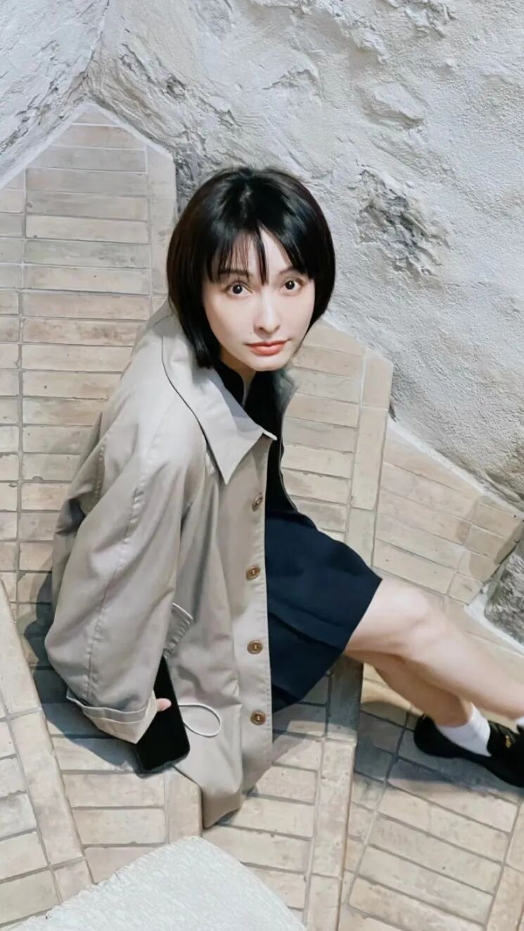 有点喜欢吴昕这32套穿搭简单又好看