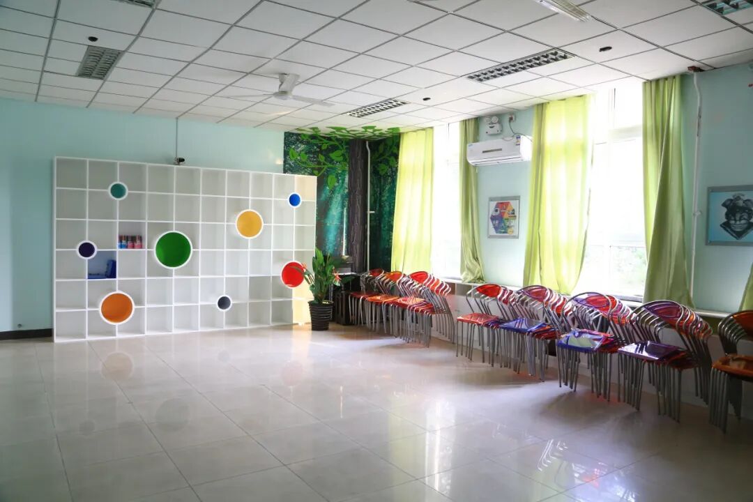 育人空间迭代升级独家探访玉渊潭中学的新一楼两馆