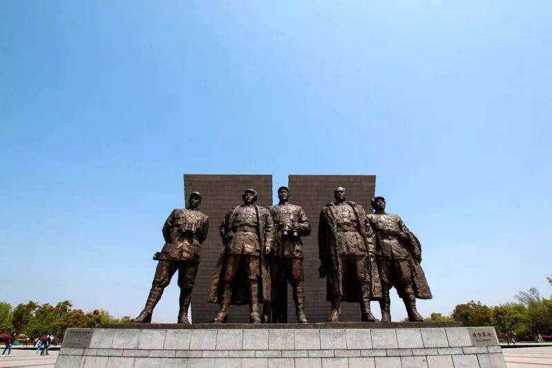 百万雄师过大江