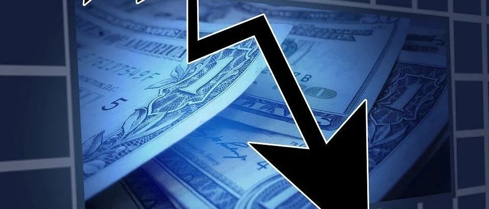 先卖了再说！美股接连大跌，投资者已“崩溃”，美联储能挽救危局吗？