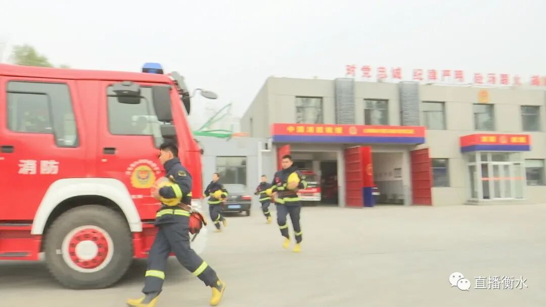 两兄弟志在消防 灭火救援勇担当 全网搜