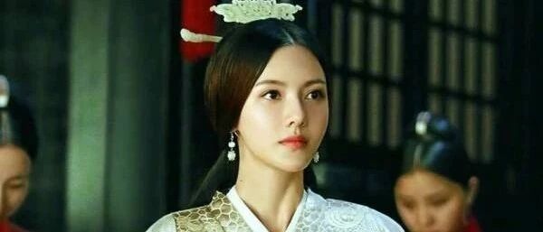 又一当红男星出轨被锤，女方深夜曝光9张聊天截图控诉：其中这一细节，震惊众人...