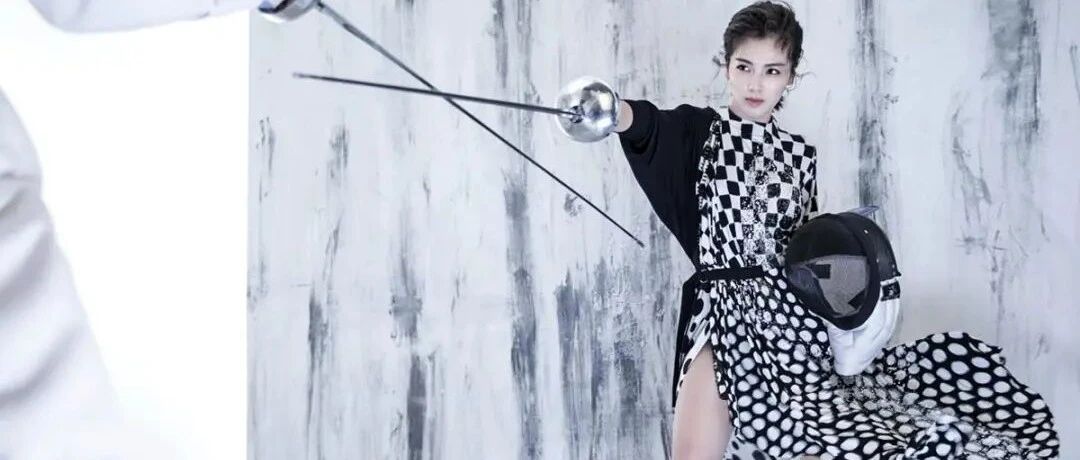 刘涛被“卖身”上热搜，曾被丈夫暗讽“戏子来钱快”：替夫还债4亿的她，终于不忍了？