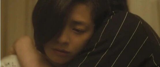 三胎宝宝出生第二天夭折，宝爸索赔200万：到底是谁“杀死”了那个孩子？