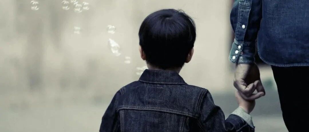 “你的孩子可能已经被预定！”人贩子骗术升级，开学季来了，父母千万谨记这4点！