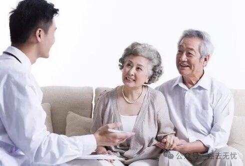 肺癌晚期你们都花了多少钱？治疗花费多少钱？为什么癌症晚期明明治不好，还是很多人要去花很多钱去治疗呢？