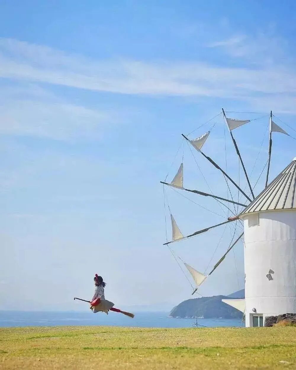 自从儿女出生后,本来喜爱拍摄自然风景的他,发现孩子才是世界上最迷人