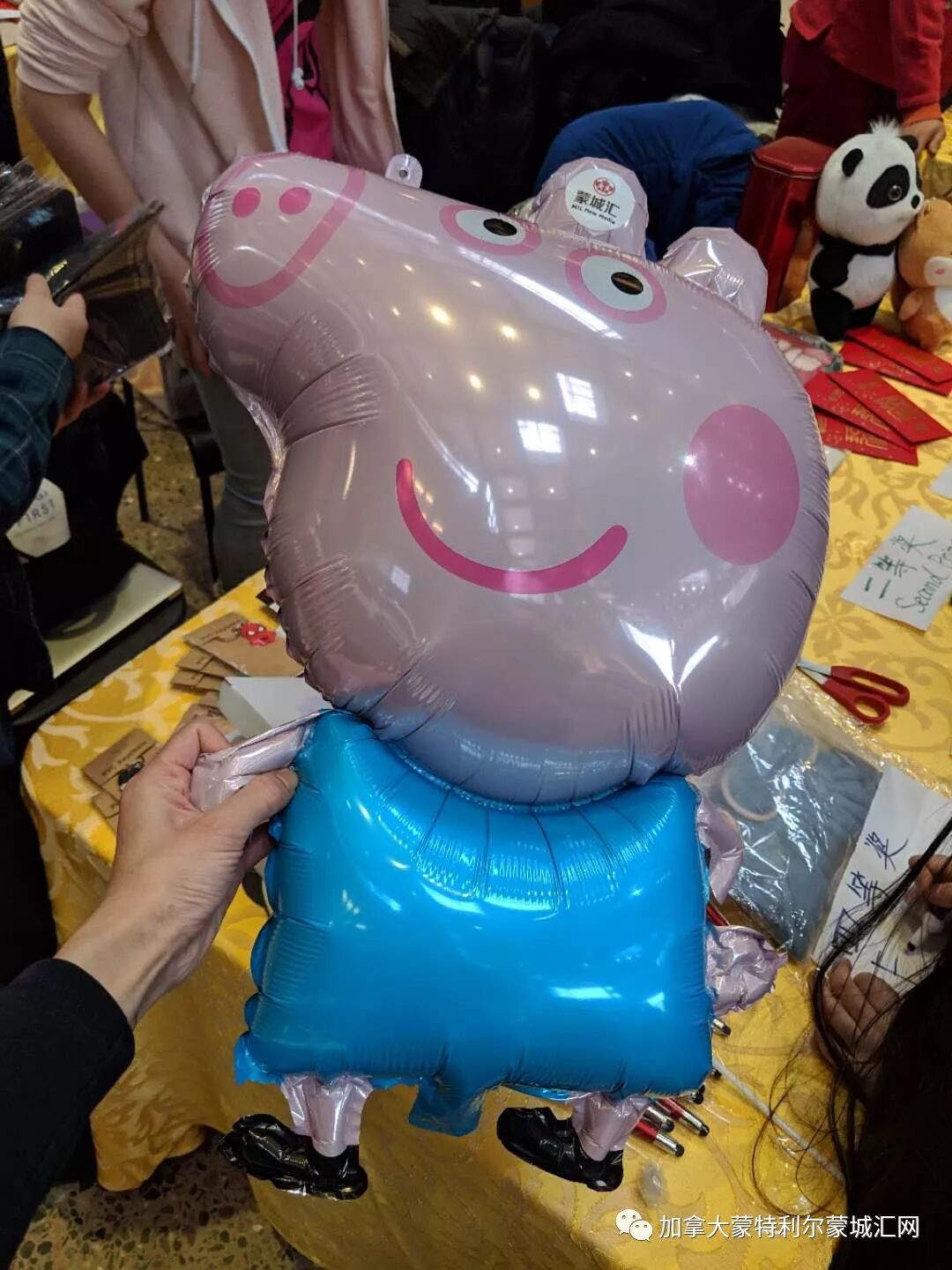 就在今天！蒙城第三届春节庙会来啦！现场吃的喝的超多，全是人人人人人！好看的都在这里!