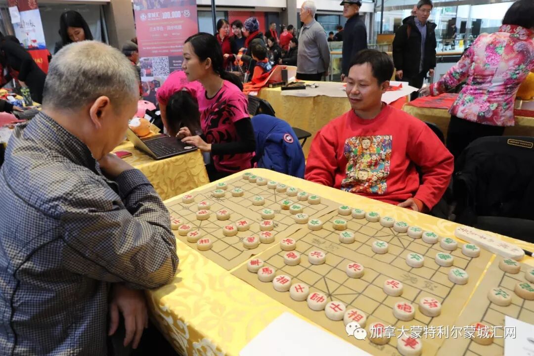 就在今天！蒙城第三届春节庙会来啦！现场吃的喝的超多，全是人人人人人！好看的都在这里!