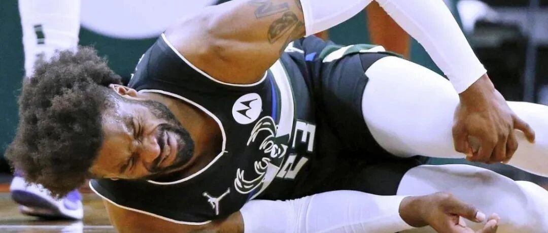 雄鹿冷血传统？弄伤对手偷笑、自家球员受伤不管？