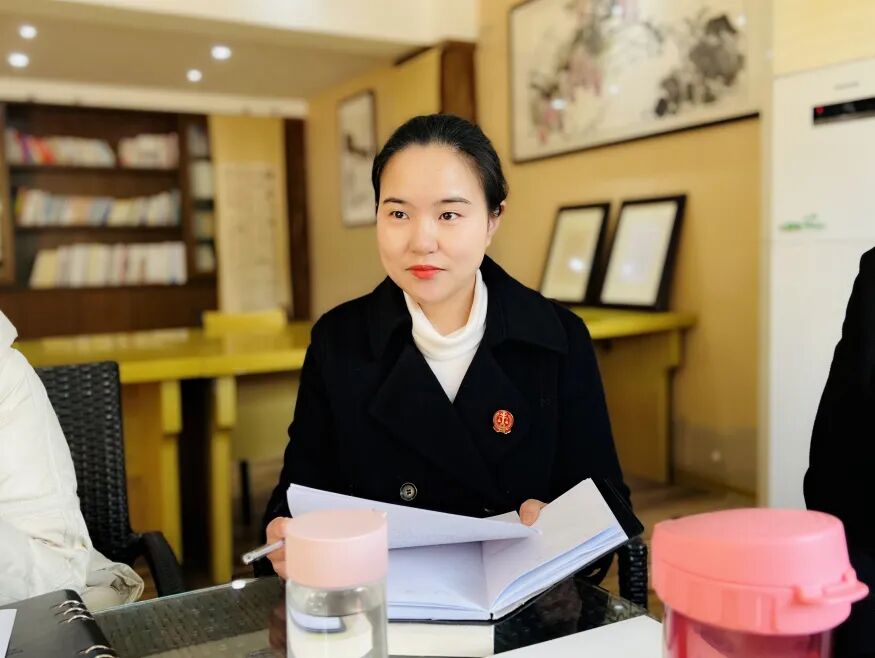 读书分享会第一期新一年在阅读中成长安陆法院青年干警分享阅读