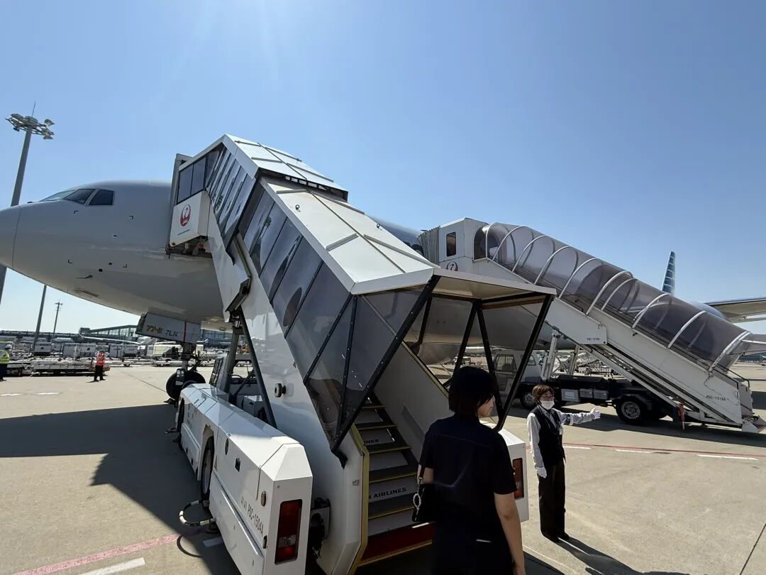 美国航空777真头等舱11月停售 110K里程末班车体验