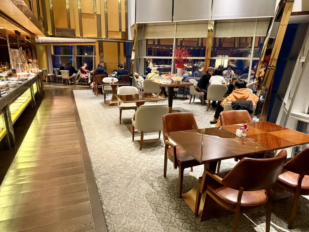 上海金茂君悦酒店套房体验 套房券锁定江景房 Privé预订享9折及消费额度