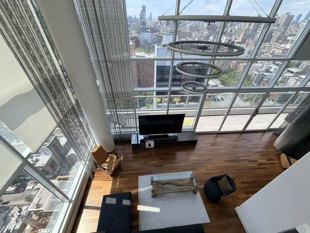 纽约下东区英迪格酒店高层景观房预订免44美元目的地费