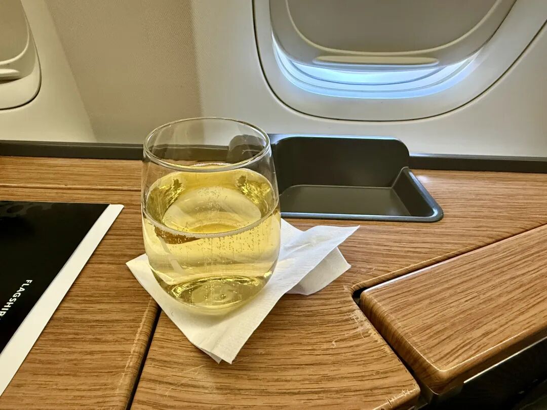 美国航空777真头等舱11月停售 110K里程末班车体验