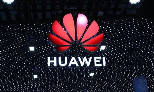 华为获得黑莓90项关键智能手机专利 业务仍在继续-微信头条网 华为获得黑莓90项关键智能手机专利 业务仍在继续