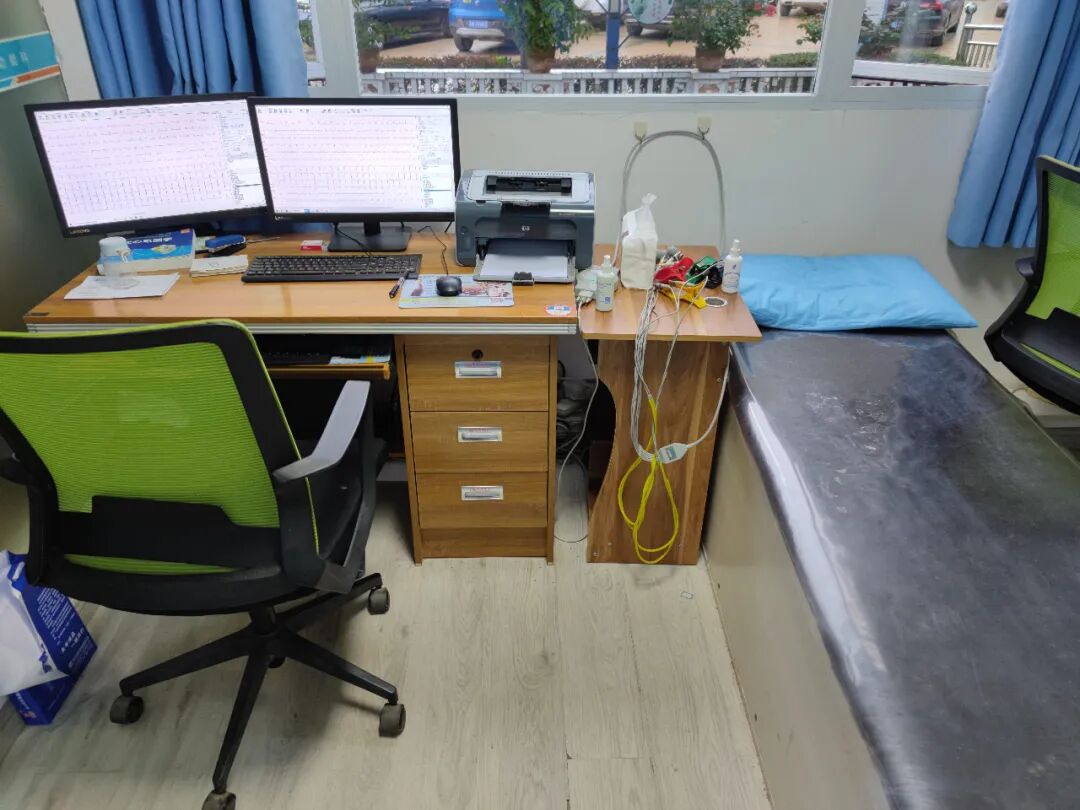 怎么装动态心电图手把手教你如何在龙台医院做动态心电图_https://www.jmylbn.com_新闻资讯_第8张