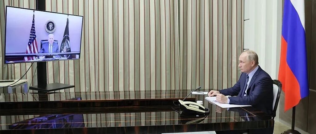 暴跌30％！卢布再创历史新低，俄央行能否避免8年前一幕