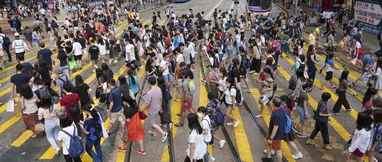 财经早报｜我国总和生育率低于国际警戒线；本周中一签可赚10万元