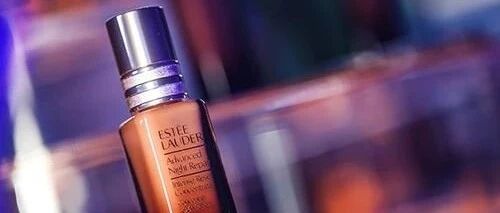 雅诗兰黛也撑不住了？巨亏30多亿元，计划关闭15％独立门店