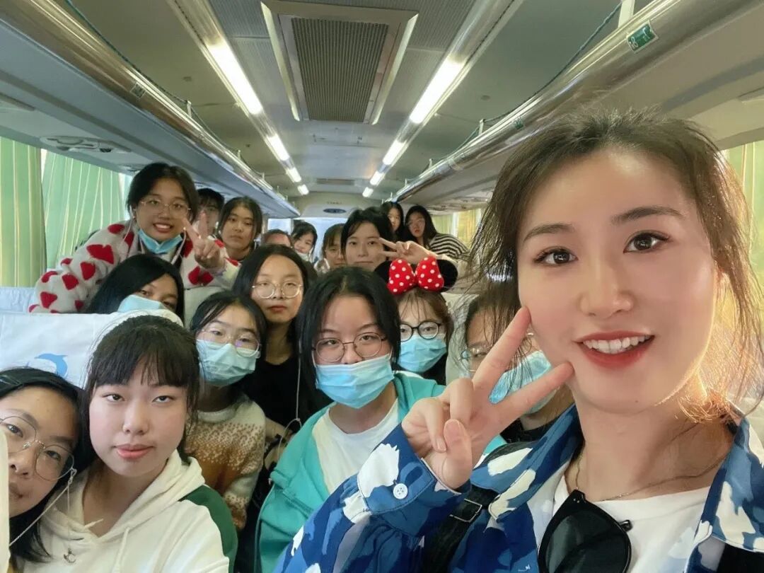 橙黄橘绿秋游日嬉戏之旅正当时记常州冶金技师学院2020秋季社会实践