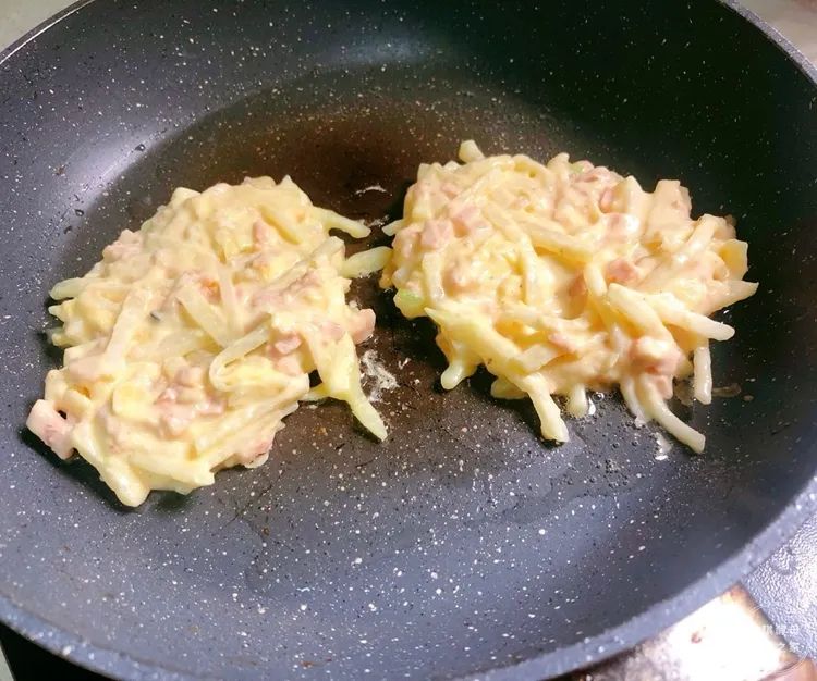 半根萝卜,一把面粉的懒人早餐饼来啦!