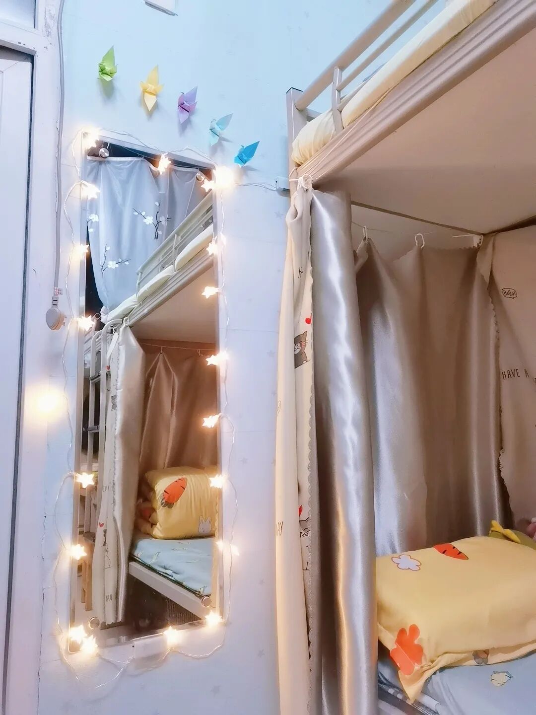 旅游学院第七届寝室美化大赛 | 快来pick出你心目中最美的寝室吧!