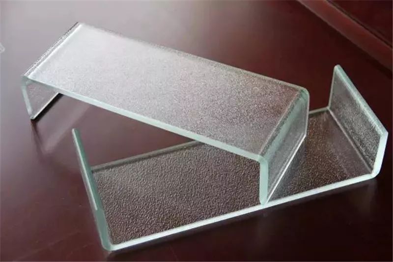 隔断玻璃工艺施工流程_玻璃隔断的施工工艺_玻璃隔断施工工艺