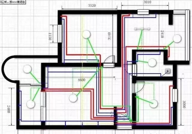 避雷线搭接长度不符合要求,搭接脱落,虚焊;管内穿敷电线方面,导线接头