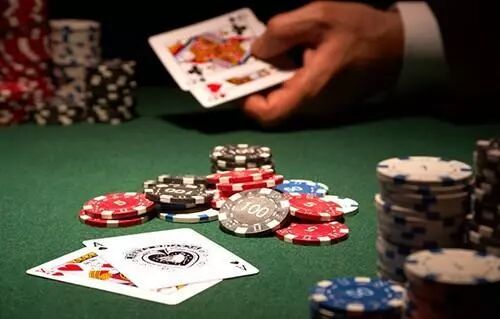 你应该何时在转牌圈继续下注？