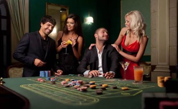 4个牌例教会你正确认识自己的牌桌形象