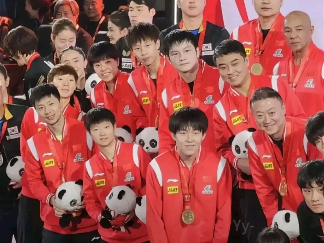 国乒出发印度参加亚锦赛