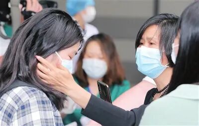 惊！全球首个群体免疫地出现，过半居民已有抗体，新冠这场噩梦远未结束（组图） - 16