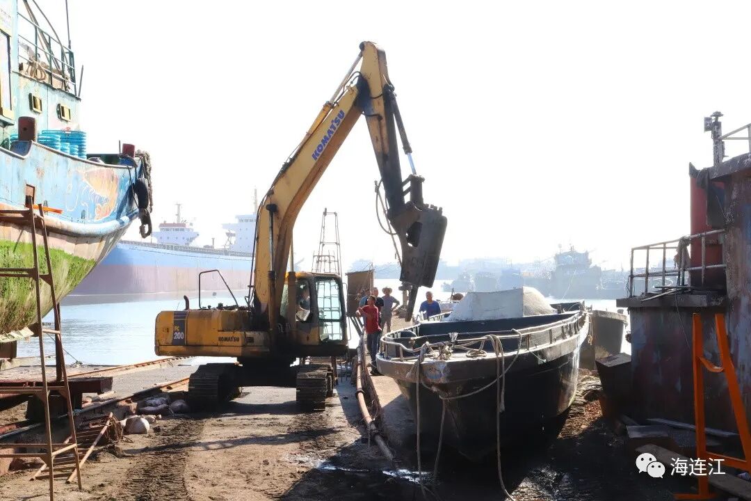 重拳出击！连江整治“三无”船舶