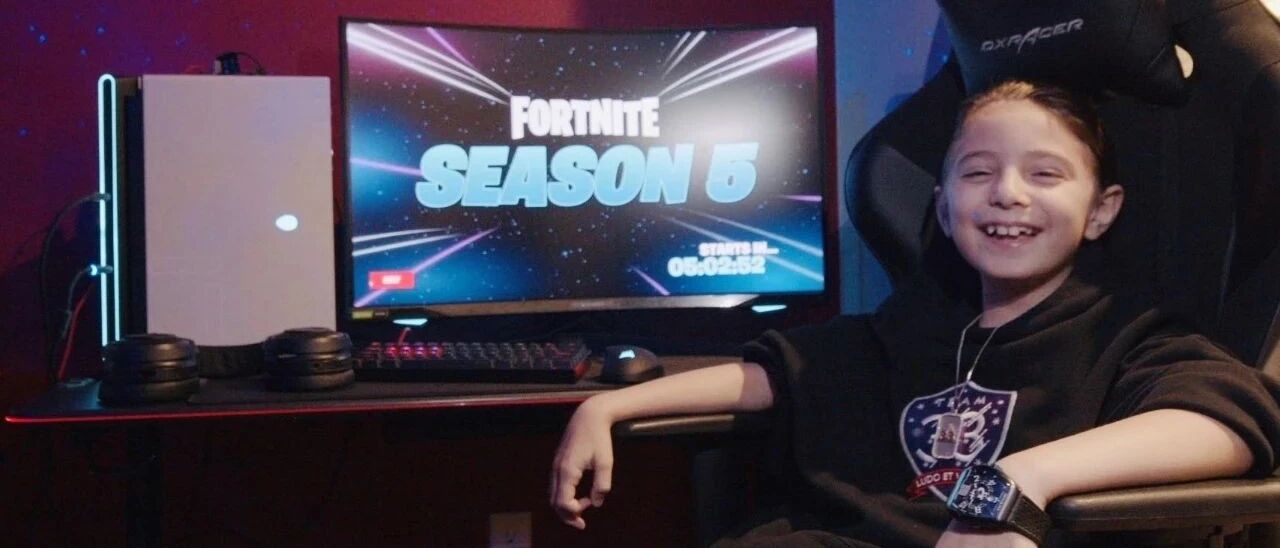 电竞战队签约8岁玩家，这事儿合法吗？丨触乐