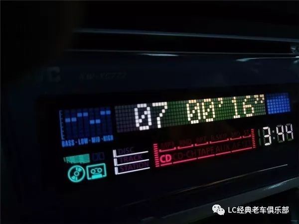 一輛快爛掉的老破高爾夫4，修復後騷到亮瞎眼！ 汽車 第60張