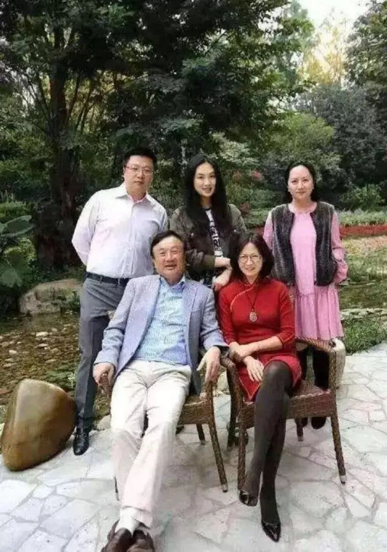 同父异母的姐妹！姐姐孟晚舟VS妹妹姚安娜：长女的艰辛与幼女的顺遂（组图） - 8