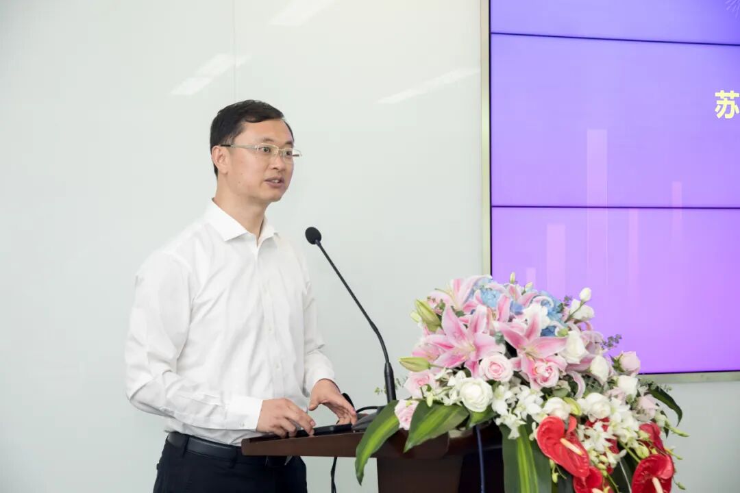 戴雅萍,陈春明,肖磊,陈建斌)6月8日上午,由苏州新城投资发展有限公司