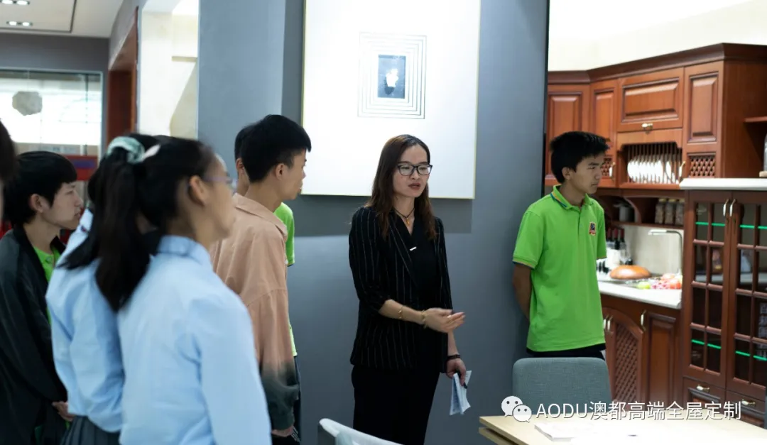 校企合作|云南新华电脑学校莅临澳都参观交流 校企合作|云南新华电脑学校莅临澳都参观交流